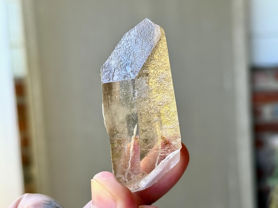 Golden Healer Starbrary Quartz, Channeling Formation with Etched Facets, 80g, Water Clear Quartz with Star Markings, Brazil T708