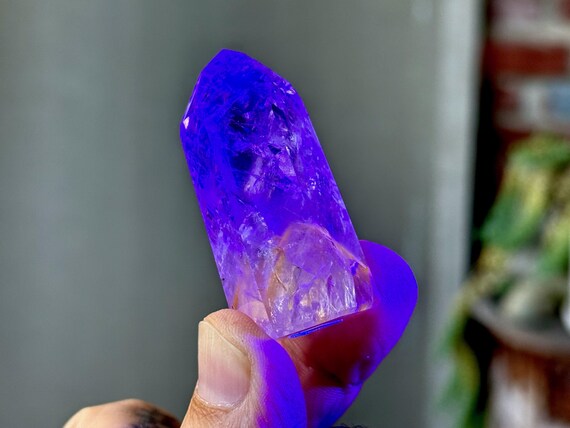 Powellite Phantom Quartz, UV Reactive, Dow Formation, 40g, New Find, Mental Clarity & Crown Chakra, Bahia, Brazil T259