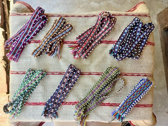 Watana Ties, Large Size, Traditional Despacho Tie for Mesa, Andean Beaded Bracelet/Hatband, Handmade in Chawaytiri, Peru