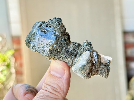 Himalayan Quartz with Green Chlorite, 121g, New Find, High Altitude Quartz, Heart Healer, Purification, India P807
