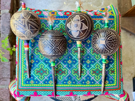 Shaman Rattle from Peru, Traditional Shipibo Gourd Rattle for Plant Medicine Ceremony, Handmade in Pucallpa