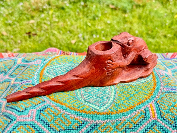 Frog Totem Pipe by Betson Macawashi, Hand Carved Palo Sangre Wood Tobacco Pipe for Shamanic Ceremony, Made in Pucallpa, Peru