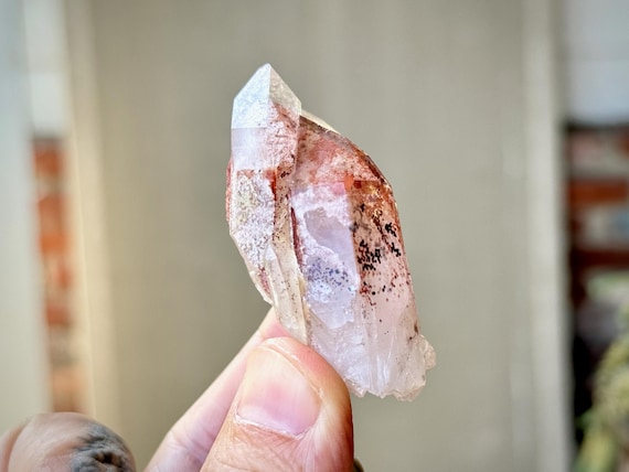 Pink Lithium Phantom Quartz, 46g, New Find, Energetic Balance and Relaxation, Minas Gerais, Brazil R560