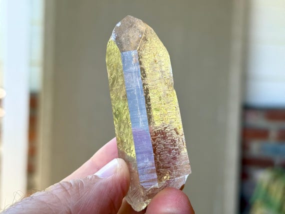 Golden Healer Starbrary Quartz, Dow Crystal, 77g, Water Clear Quartz with Extraterrestrial Glyphs, Corinto, Minas Gerais, Brazil T271