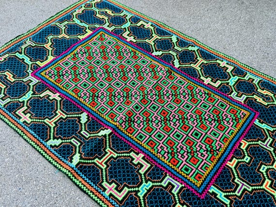 Shipibo Manta Cloth, 17" x 27" Embroidered Shamanic Mesa Cloth, Handmade in Pucallpa, Peru by Artist Laura Rengifo