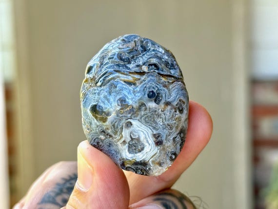 Enhydro Ocean Agate with Ancient Moving Water, 43g, Rare Find, Earth and Water Elements, Stability and Self-Reliance, Brazil T503
