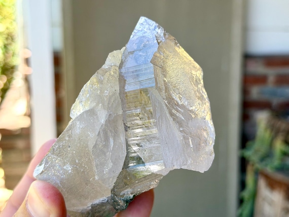 Himalayan Cathedral Quartz with Green Chlorite, Self-Standing, 683g, High Altitude Crystal, Heart Healing and Purification, India V531