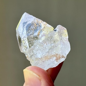 Starbrary Quartz with Record Keepers, 37g, Clear Quartz with Star Markings, Corinto, Minas Gerais, Brazil T165