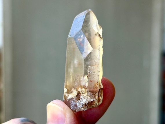 Lightning Strike Lemurian Quartz with Time Link, 34g, Amplify Prana and Chi, Serra do Cabral, Minas Gerais, Brazil B072