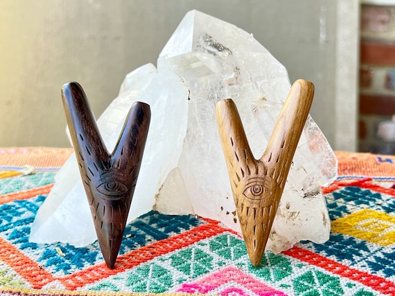 Kuripe, All-Seeing Eye Kuripe in Soid Dark Wood or Teak, Single Block Kuripe, Hand Carved Shamanic Self-Applicator Pipe