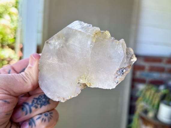 Tabular Quartz with Golden Rutile, 231g, Tabby Plate Formation, New Find, Conductor Amplifier Crystal, Novo Horizonte, Bahia, Brazil W010