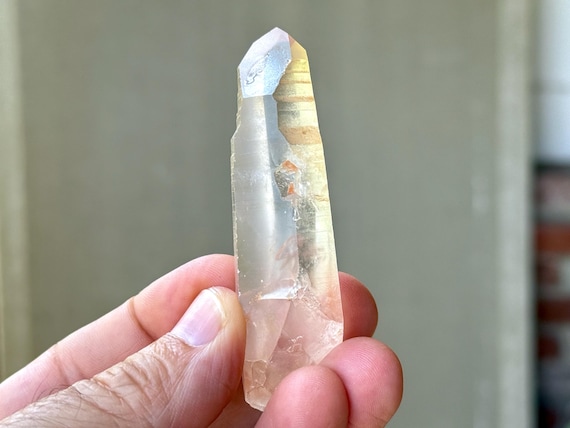 Pink Lemurian Quartz, Channeling Formation, 48g, New Find, Water Clear Lemurian, Serra do Cabral, Minas Gerais, Brazil T421