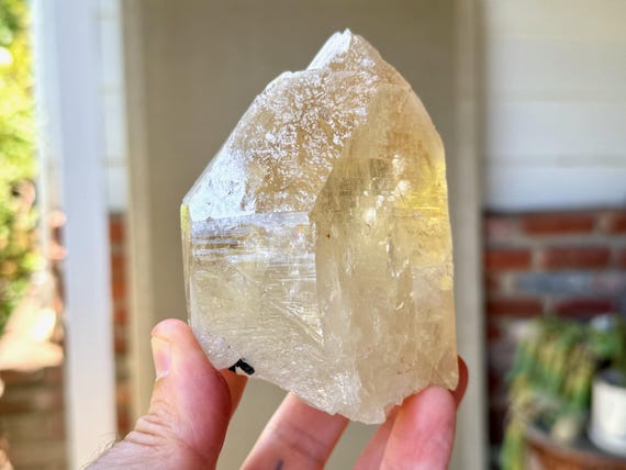 Citrine, All Natural with Trigonic Imprint, 690g, Solar Plexus Chakra, Manifestation & Creativity, Aracuai, Minas Gerais, Brazil W226
