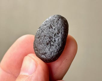 Colombianita, pseudotectita natural de alto grado, 6,8 g, hallazgo poco común, Piedra Rayo, Despertar Espiritual, Valle del Cauca, Cali, Colombia S447