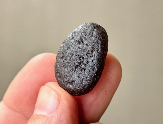 Colombianite, Natural Pseudotektite, 6.8g, Rare Find, Piedra Rayo, Crystal for Spiritual Awakening, Valle del Cauca, Cali, Colombia S447