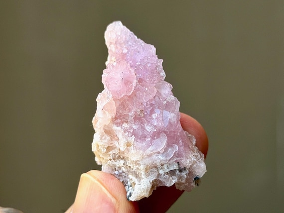 Canga Rosa with Blue Tourmaline, 19g, Crystallized Rose Quartz, Taquaral, Minas Gerais, Brazil B154