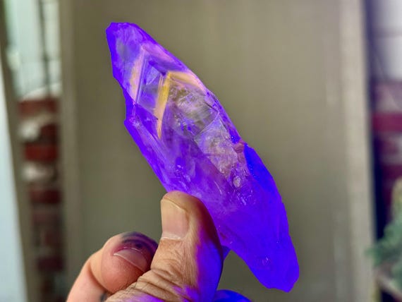 Powellite Phantom Root Quartz, Natural & UV Reactive, 84g, New Find, Raw and Unpolished, Bahia, Brazil A584