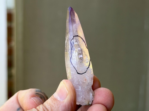 Vera Cruz Amethyst with Active Enhydro, 26g, New Find, Third Eye Chakra, Piedra Parada, Veracruz, Mexico A921