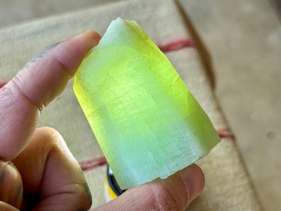 Aquamarine Crystal, Self-Standing and All-Natural, 206g, Throat Chakra Crystal for Self-Expression, Bahia, Brazil W782
