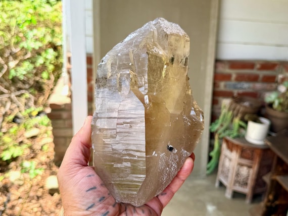Cathedral Citrine, 1.9 Kilo, Manifestation & Creativity, Aracuai, Minas Gerais, Brazil V593