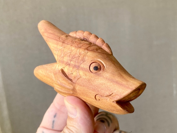 Fish Totem Kuripe with Beautiful Detail, Hand Carved Solid Wood Single Block, Shamanic Self-Applicator Pipe