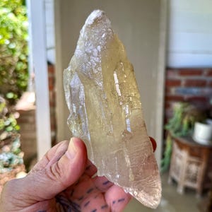 Elestial citrien, natuurlijke plaatvorming, 542 g, Galactic Key (verbinding met bron), Aracuai, Minas Gerais, Brazilië V409