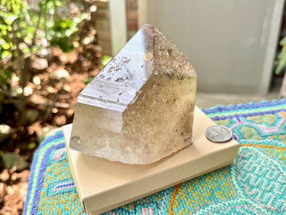 Citrine, All Natural & Self-Standing, 1 Kilo, Solar Plexus Chakra, Manifestation and Creativity, Minas Gerais, Brazil W074