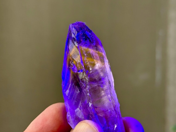 Powellite Phantom Root Quartz with Amethyst, Natural & UV Reactive, 58g, New Find, Raw and Unpolished, Bahia, Brazil A395