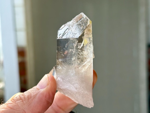 Golden Healer Quartz, Raised Record Keepers & Etched Facets, 76g, Channeling Crystal, Minas Gerais, Brazil A080