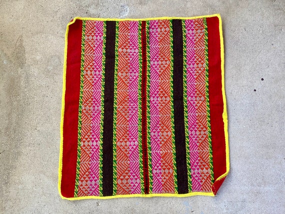 Vintage Peruvian Manta Cloth, Large Size (29" x 26"), Hand Loomed Andean Altar Cloth for Shamanic Plant Medicine Ceremony, Q'ero Mesa Cloth