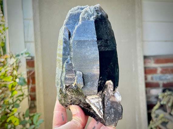 Giant Morion Cathedral Quartz with Unique Self-Healed Termination, 2.7 Kilogram, Energetic Clearing and Shadow Work, China X853