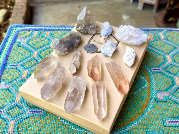 Brazilian Quartz Lot, 13 Pcs with Dumortierite, Black Tourmaline & Lodolite Phantom Quartz, Tangerine and Smoky Lemurians WS202