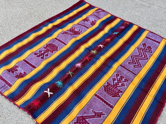 Shamanic Manta Cloth, 23" x 23," Traditional Andean Mesa Cloth for Plant Medicine Ceremony, Chawaytiri, Peru