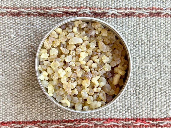 Golden Frankincense Incense Resin, Natural Olibanum Frankincense Incense Resin, Sacred Holy Incense for House Clearing and Purification
