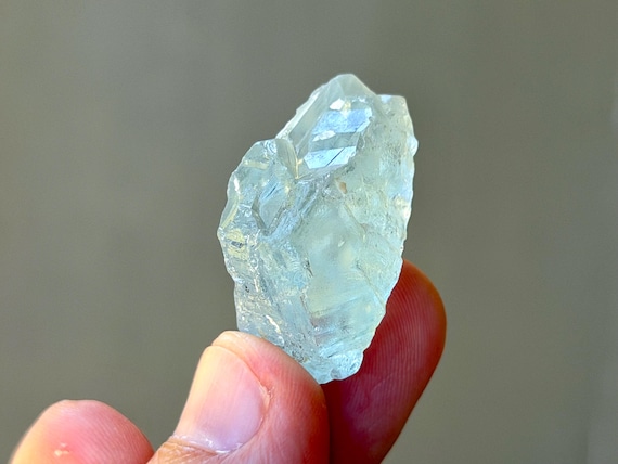 Blue Topaz, Naturally Etched, 17g, Throat & Third Eye Chakra, Medina, Minas Gerais, Brazil B437