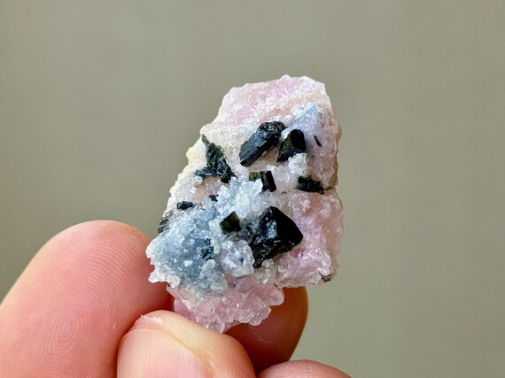Canga Rose Quartz with Blue Tourmaline, 11g, Rare Find, Crystallized Rose Quartz, Taquaral, Minas Gerais, Brazil T050