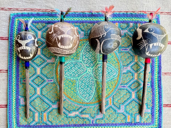 Shaman Rattle with Condor, Puma and Serpent, Traditional Shipibo Rattle for Shamanic Ceremony, Amazonian Gourd Rattle, Made In Peru