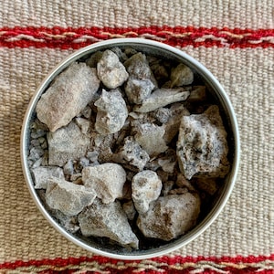 Black Copal Resin Incense, Natural Copal Negro Incense from Peru, 100% Organic Ethically Hand-Harvested, Ceremonial Incense, House Clearing