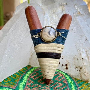 Kuripe, Natural Wood Kuripe with Crazy Lace Agate, Handcrafted Shamanic Self-Applicator Pipe