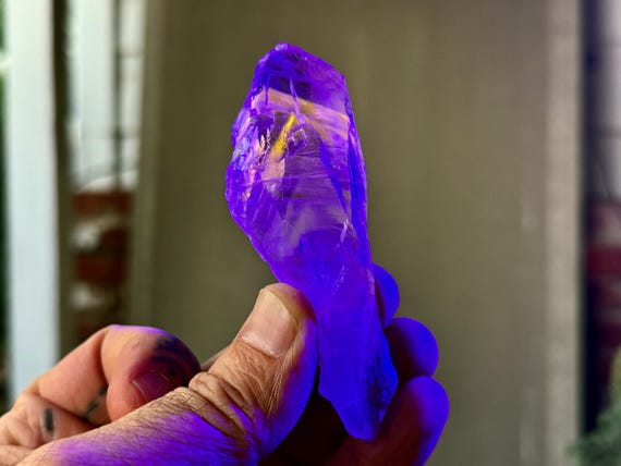 Powellite Phantom Root Quartz, Natural & UV Reactive, 80g, New Find, Raw and Unpolished, Bahia, Brazil A585