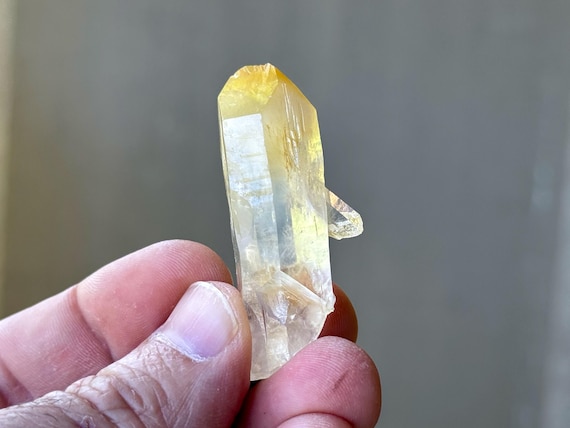 Mango Quartz with Orange Halloysite Inclusion, 18g, Crown Chakra Crystal, Highest Quality, Quipama, Boyaca, Colombia S404