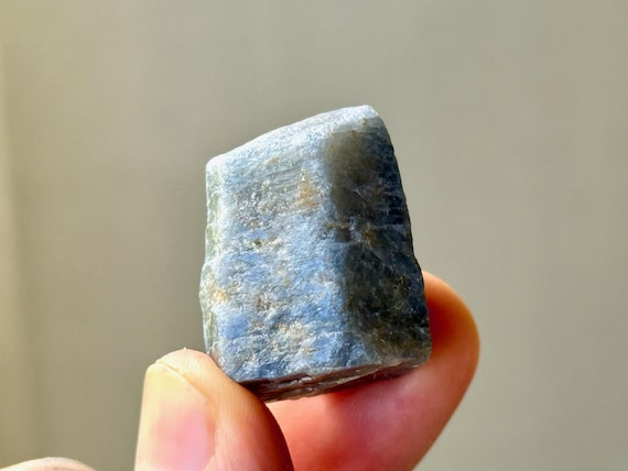 Blue Sapphire, Double Terminated, 33g, Natural Formation, Throat & Third Eye Chakra, Prosperity and Abundance, India A529