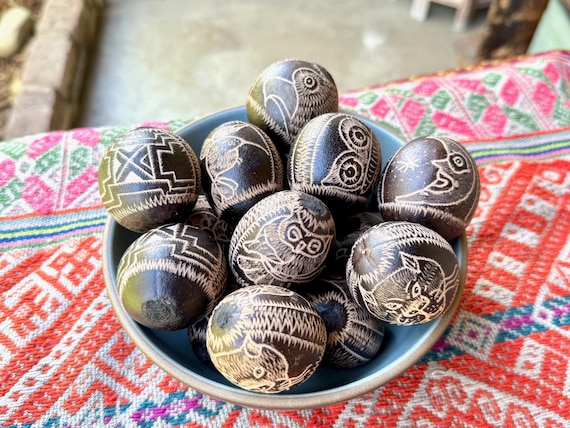 Shaman Rattle, Traditional Shipibo Gourd Shaker, Choice of Hummingbird, Owl, Dolphin, Jaguar, Frog, Sun & More, Egg Shaker, Handmade in Peru