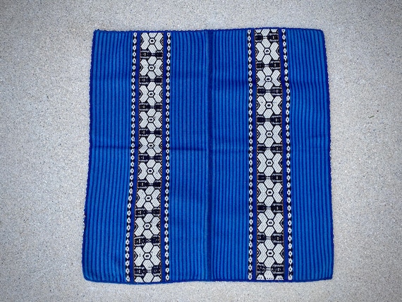 Andean Manta Cloth, 24" x 23", Handwoven Blue Peruvian Altar Cloth for Shamanic Plant Medicine Ceremony, Made in Chawaytiri, Peru