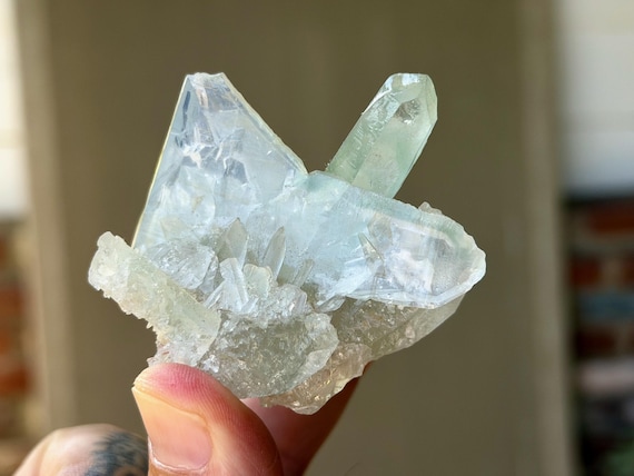 Japan Law Twin, Quartz Cluster with Green Chlorite, 84g, Corinto, Minas Gerais, Brazil V718