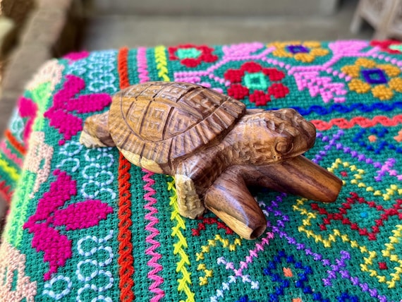 Turtle Kuripe, Hand Carved Wooden Kuripe, Traditional Shamanic Applicator Pipe