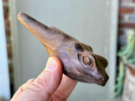 Frog Kuripe Pipe, Traditional Shamanic Applicator, Hand Carved, Solid Wood Kuripe