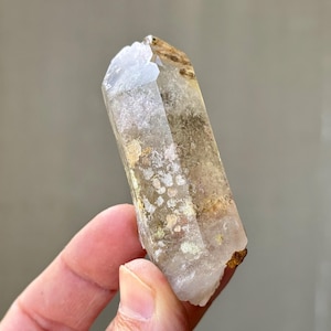 White Phantom Lodolite Quartz with Unusual, Mossy Inclusions, 81g, New Find, Diamantina, Brazil S283