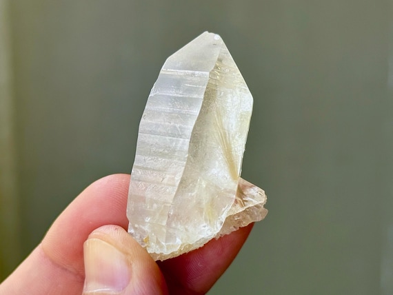 Golden Healer Lemurian Quartz with Angel Hair Rutile Inclusions, 35g, Rare Find, Diamantina, Minas Gerais, Brazil S924