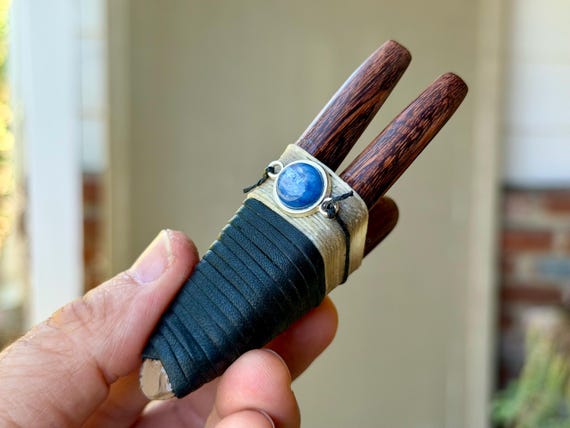 Double Kuripe with Blue Kyanite, Traditional Shamanic Applicator Pipe, Hand Crafted from Natural Tamarind Wood